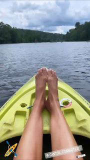 Kristen Taekman feet photo thumbnail