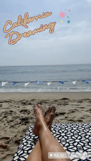 Kristen Taekman feet photo thumbnail