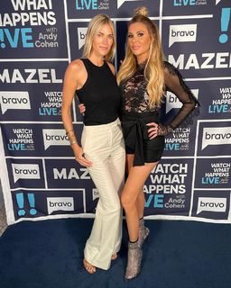 Kristen Taekman feet photo thumbnail