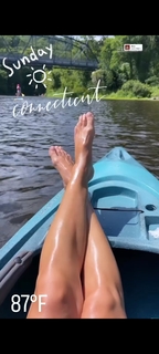 Kristen Taekman feet photo thumbnail
