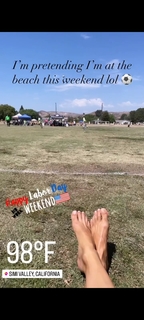 Kristen Taekman feet photo thumbnail