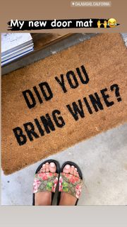 Kristen Taekman feet photo thumbnail