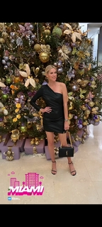 Kristen Taekman feet photo thumbnail