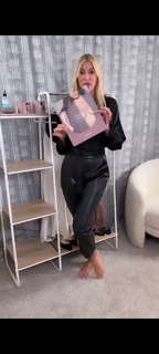 Kristen Taekman feet photo thumbnail