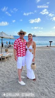 Kristen Taekman feet photo thumbnail