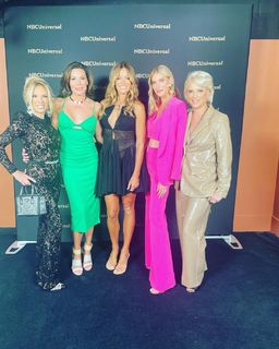 Kristen Taekman feet photo thumbnail