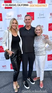 Kristen Taekman feet photo thumbnail