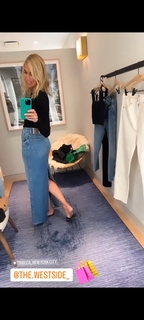 Kristen Taekman feet photo thumbnail