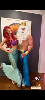 Kristen Taekman feet photo thumbnail