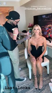 Kristen Taekman feet photo thumbnail