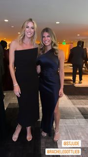 Kristen Taekman feet photo thumbnail