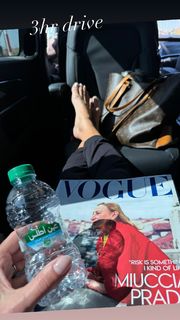 Kristen Taekman feet photo thumbnail