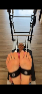 Kristen Taekman feet photo thumbnail