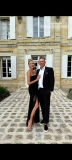 Kristen Taekman feet photo thumbnail