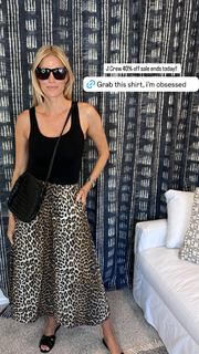 Kristen Taekman feet photo thumbnail