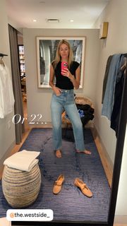 Kristen Taekman feet photo thumbnail
