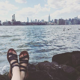 Kristen Vaganos feet photo 3