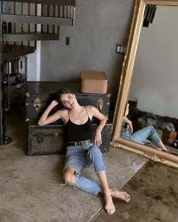 Kristen Vaganos feet photo 5