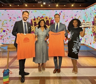 Kristen Welker feet photo 5
