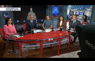 Kristen Welker feet photo 3