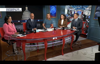 Kristen Welker feet photo 2