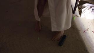Kristen Wiig feet photo thumbnail