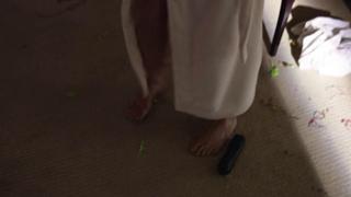 Kristen Wiig feet photo thumbnail