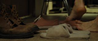 Kristen Wiig feet photo thumbnail
