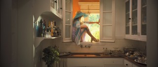 Kristen Wiig feet photo thumbnail