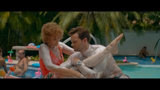 Kristen Wiig feet photo thumbnail