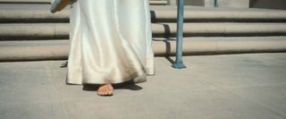 Kristen Wiig feet photo thumbnail