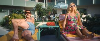 Kristen Wiig feet photo 3