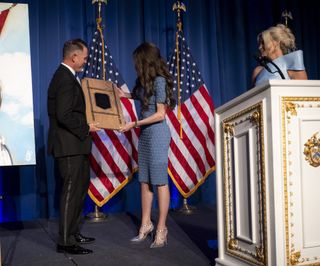 Kristi Noem feet photo thumbnail