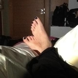 Kristi Yamaguchi feet photo 19