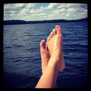 Kristi Yamaguchi feet photo 16