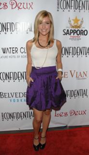 Kristin Cavallari feet photo thumbnail