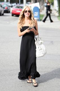 Kristin Cavallari feet photo thumbnail