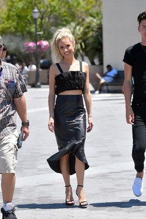 Kristin Cavallari feet photo thumbnail
