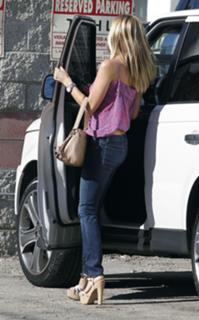 Kristin Cavallari feet photo thumbnail