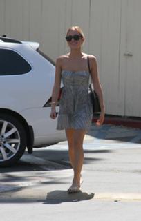 Kristin Cavallari feet photo thumbnail