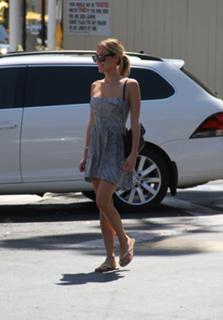 Kristin Cavallari feet photo thumbnail