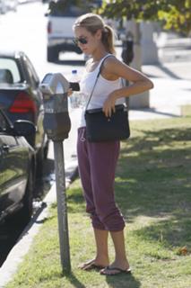 Kristin Cavallari feet photo thumbnail