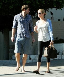 Kristin Cavallari feet photo thumbnail