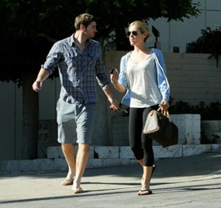 Kristin Cavallari feet photo thumbnail