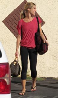 Kristin Cavallari feet photo thumbnail