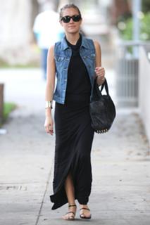 Kristin Cavallari feet photo thumbnail