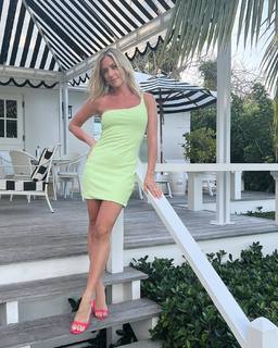 Kristin Cavallari feet photo thumbnail