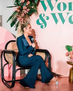 Kristin Cavallari feet photo thumbnail
