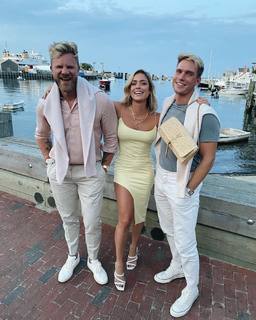 Kristin Cavallari feet photo thumbnail