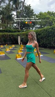 Kristin Cavallari feet photo 20